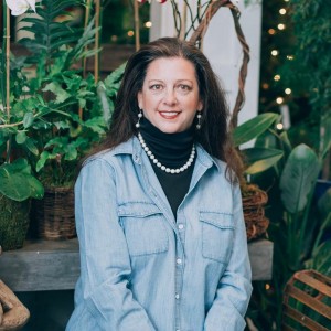 Linda-Sue-Pic-2-300×300